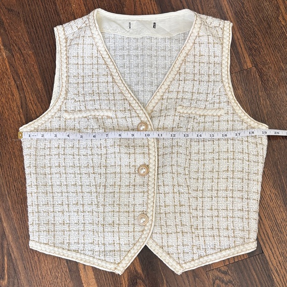 Cream and Gold Tweed Vest - Picture 3 of 6